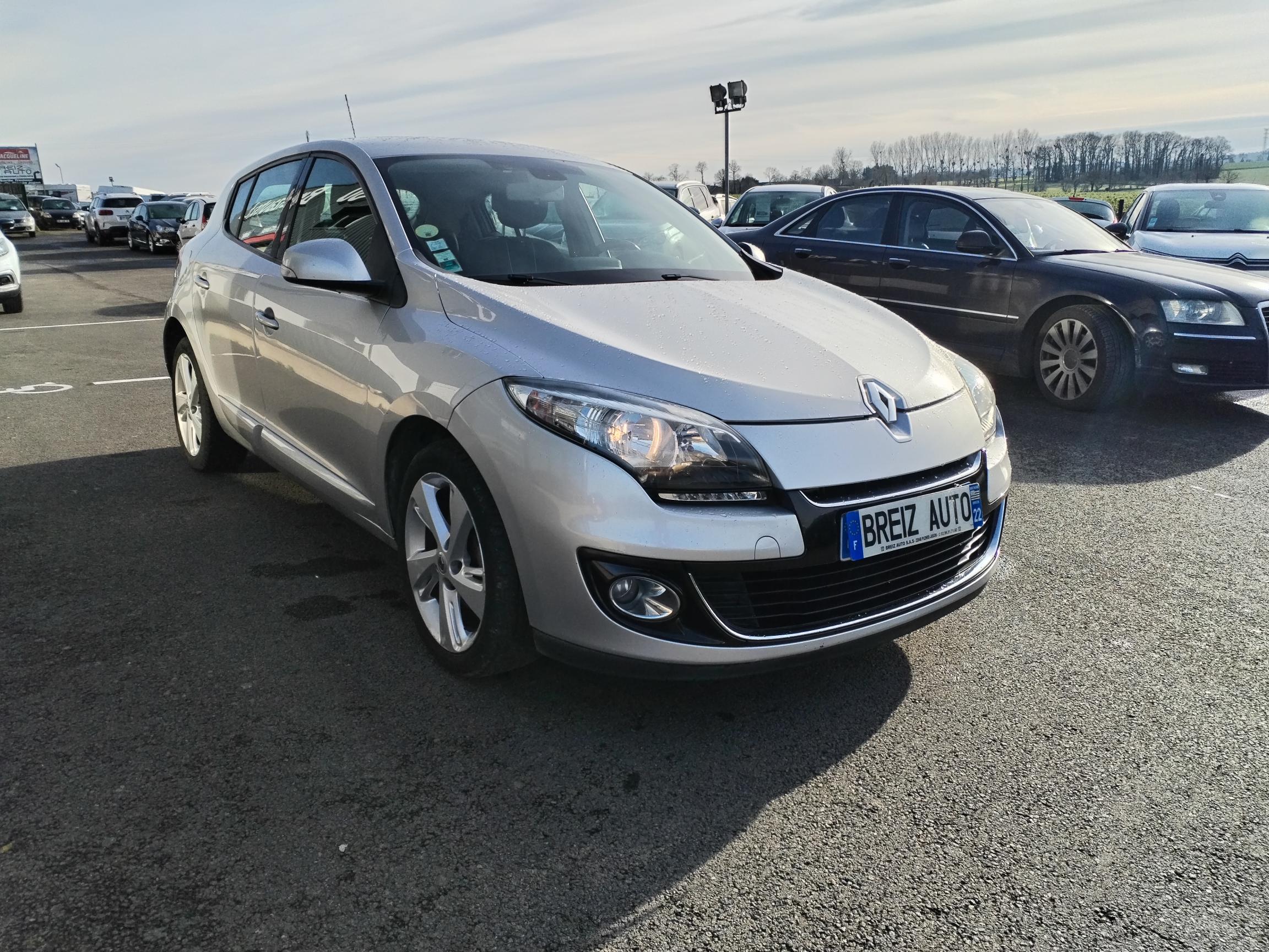 RENAULT  MEGANE III               